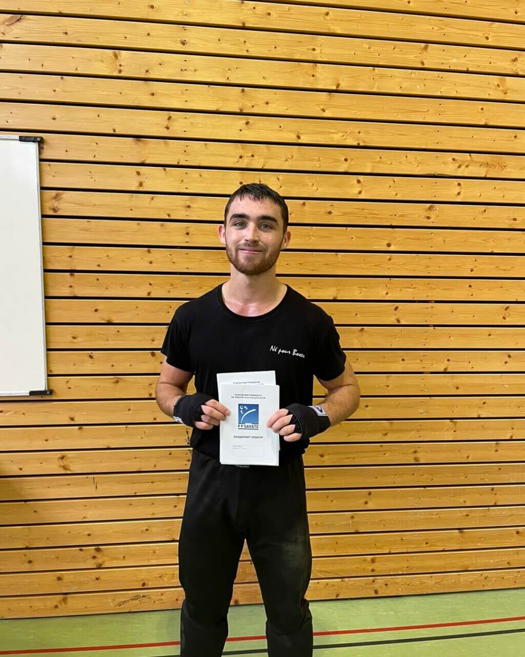 495445651_1243322291134982_2632931689058957324_n Savate Laneuveville 495445651_1243322291134982_2632931689058957324_n Gant Jaune de Swann 19/10/2024
