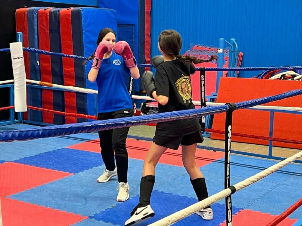 Savate Laneuveville 641085569_1514337334033475_6430717764850532132_n-1024x767 Un week-end d’excellence au CREPS pour nos jeunes talents
